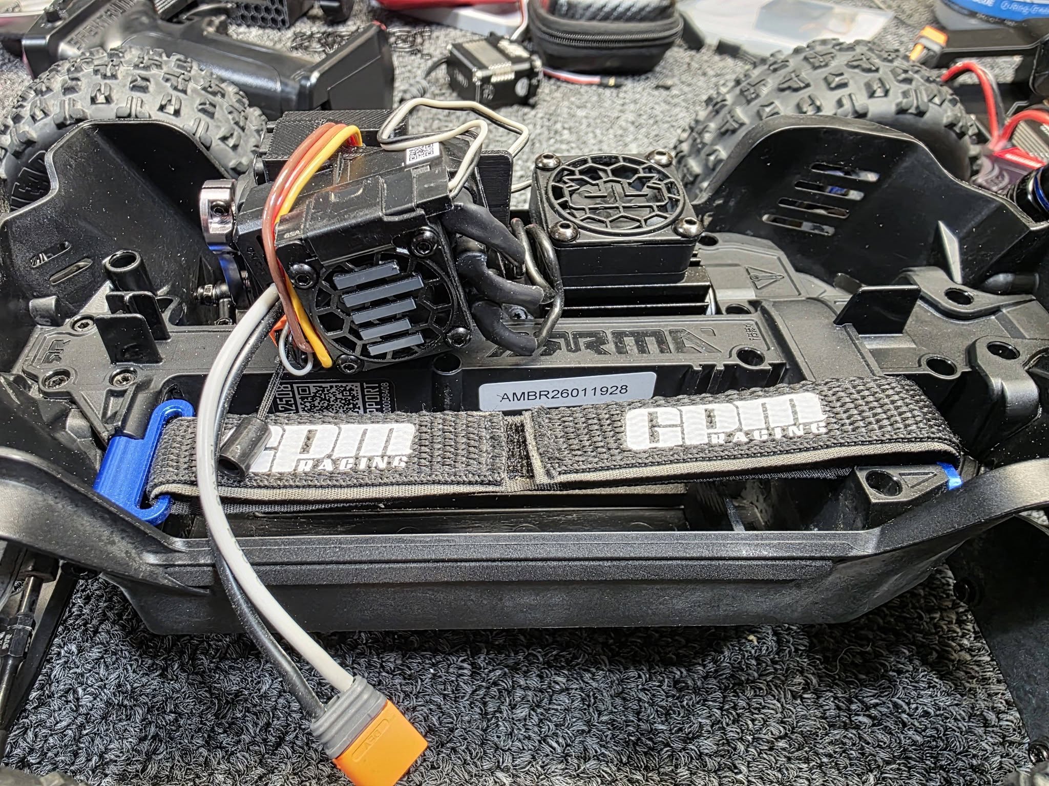 Customer printed full size servo mount installed for the Mini Kraton