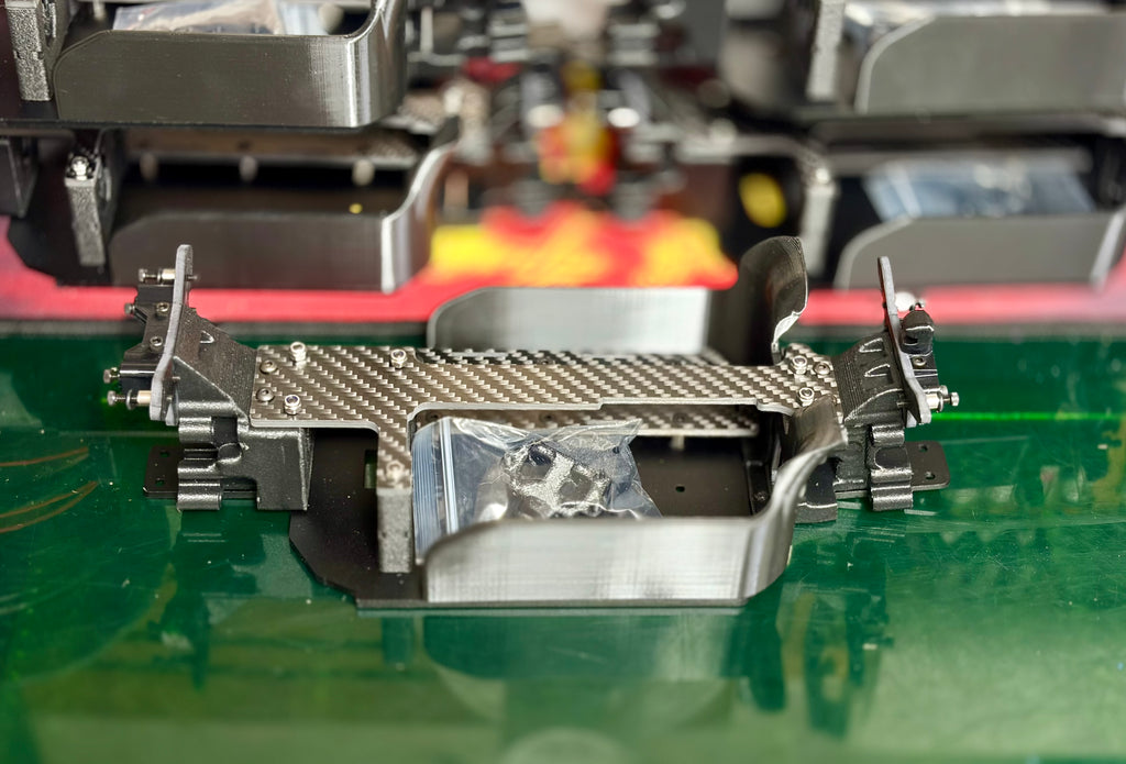 Mini Kraton Upgrade Kit chassis color variant photo