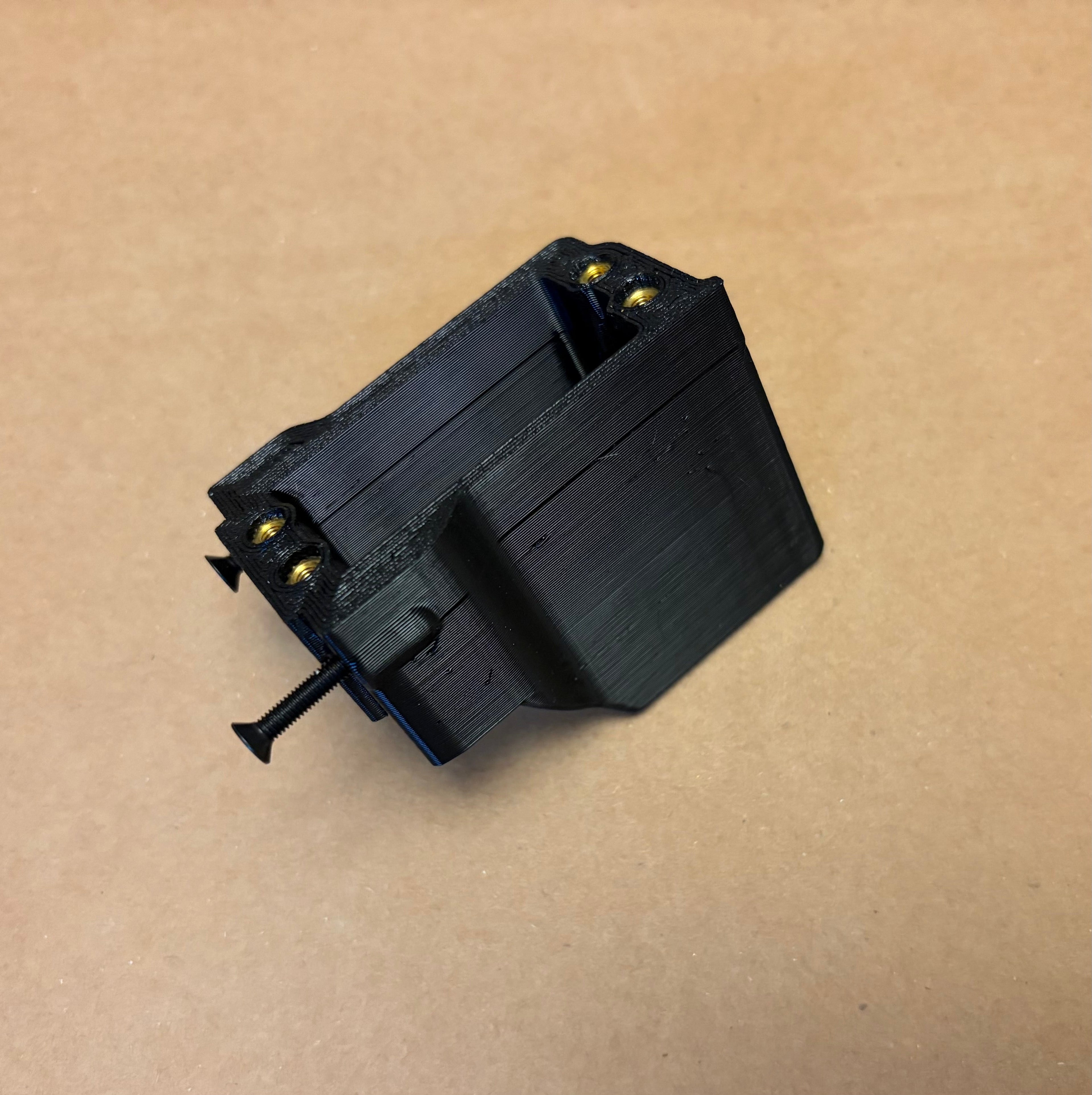 Full Size Servo Mount (for factory chassis)